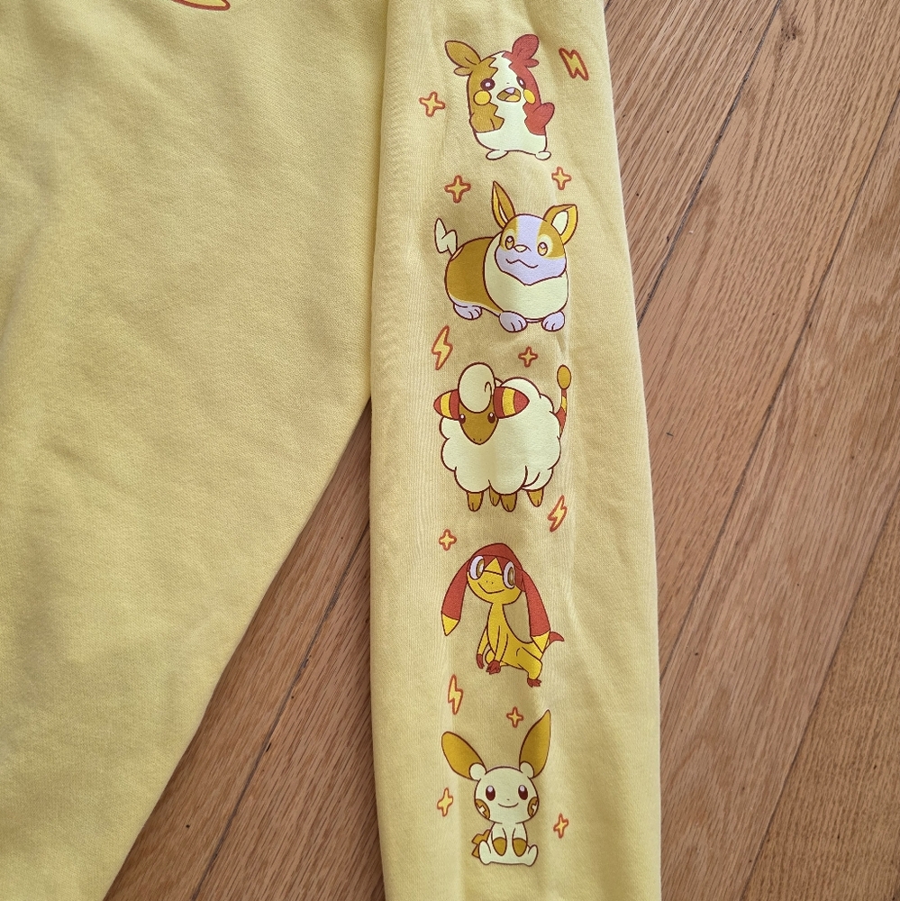 Pokémon Center × OMOCAT: Electric Type Midweight Crew Neck Sweatshirt, Medium - Picture 4 of 11